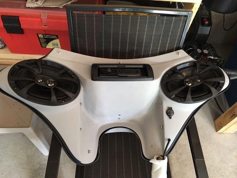 Full stereo batwing for Sportster and Dyna