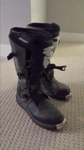 Thor Dirt bike boots size ( 11 )