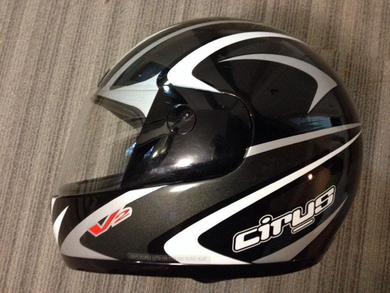 Motorcycle helmet (large)