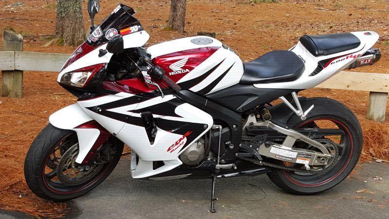 2006 CBR 600RR RARE!