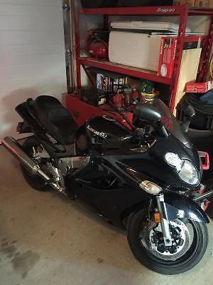REDUCED FOR QUICK SALE KAWASAKI ZZR1200