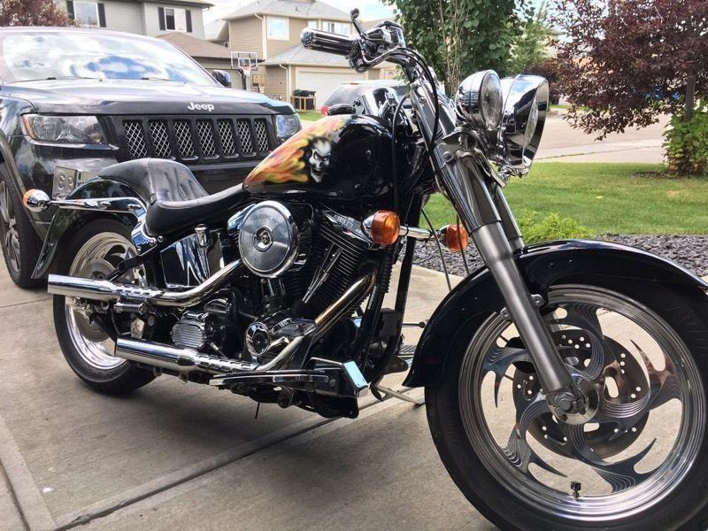 MINT FATBOY!! Low Kms, tons of upgrades!