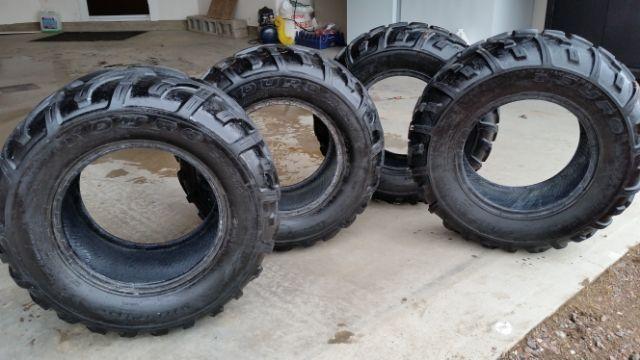 DURO DI-K514 --- 4 tires almost new (700km on them)