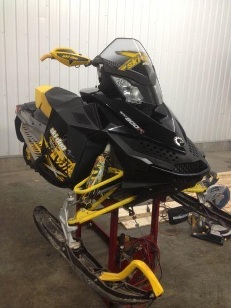 Skidoo mxz adrenaline 800r