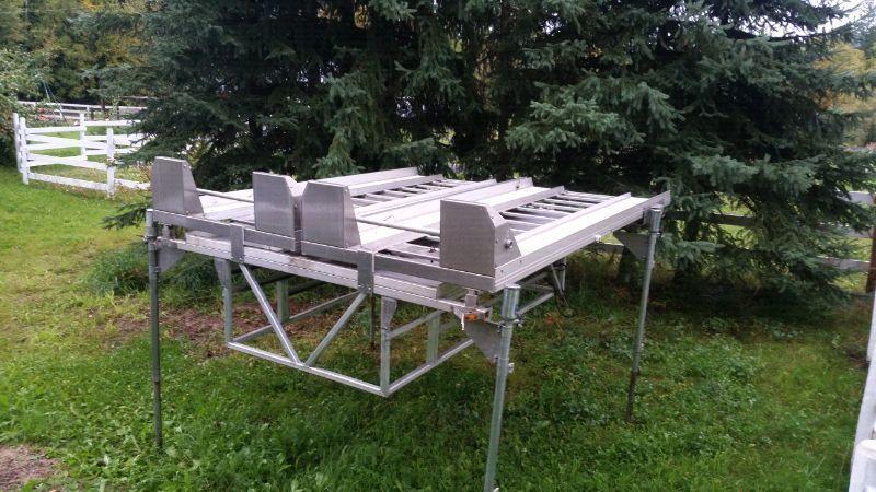 Aluminum sled deck