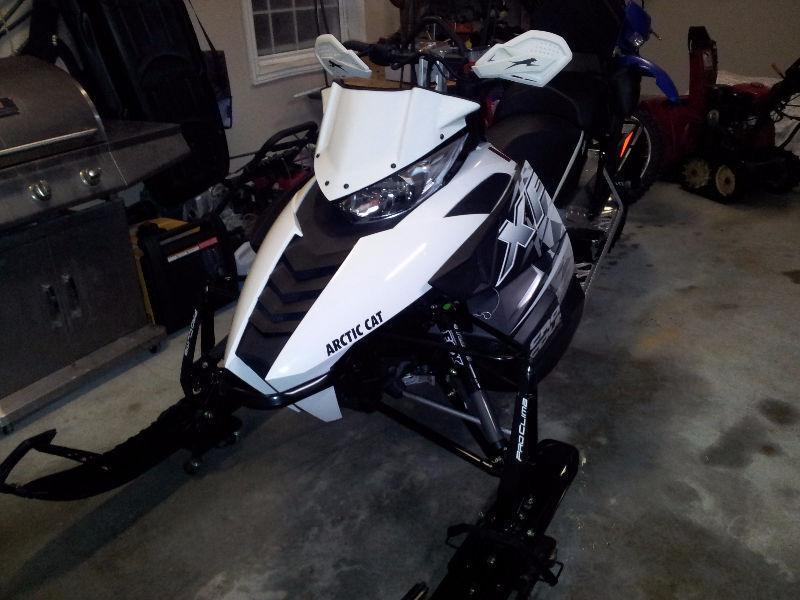 2014 XF 7000 (Yamaha Nitro Motor) Cross Country Snow Pro