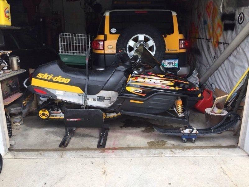 2002 skidoo mxz 700