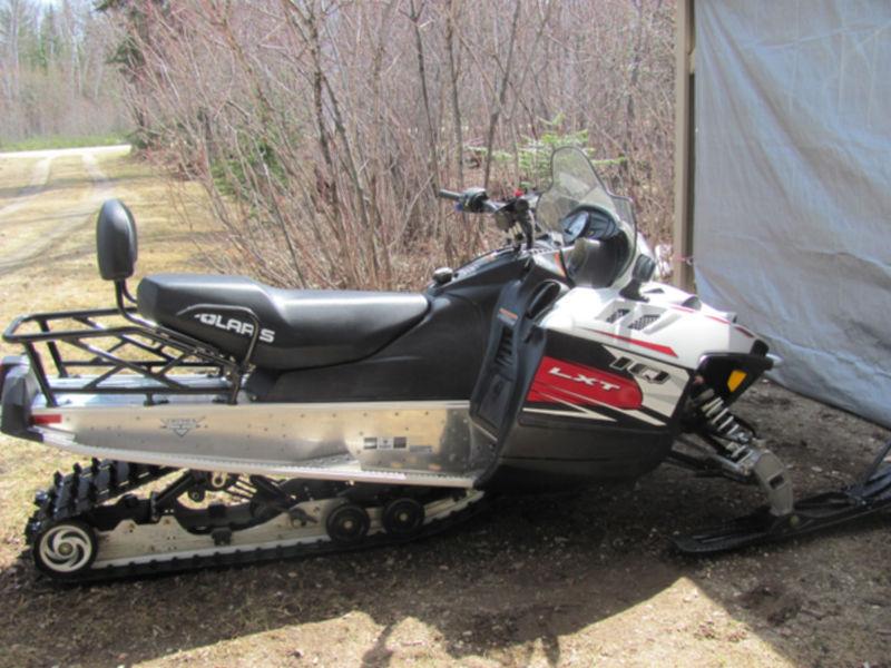 Snowmobile New Like Condition