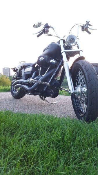 Harley Davidson Dyna Streetbob 2012