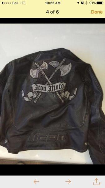 Leather jacket and HJC helmet