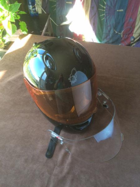 Joe Rocket Helmet size Xxl, 2 visors
