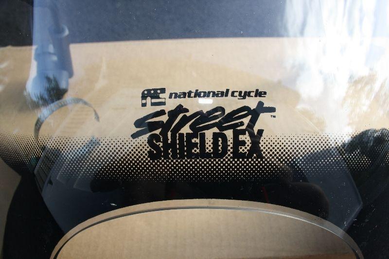NATIONAL CYCLE STREET SHIELD EX WINDSHIELD