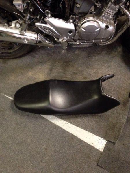 2015 Suzuki gw250f seat