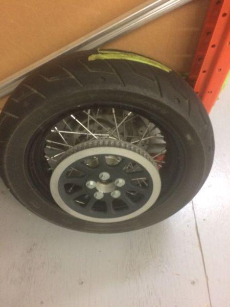 looking to sell rear rim