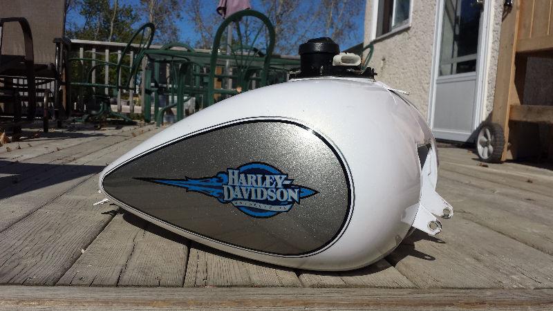 6 gallon gas tank with fuel pump