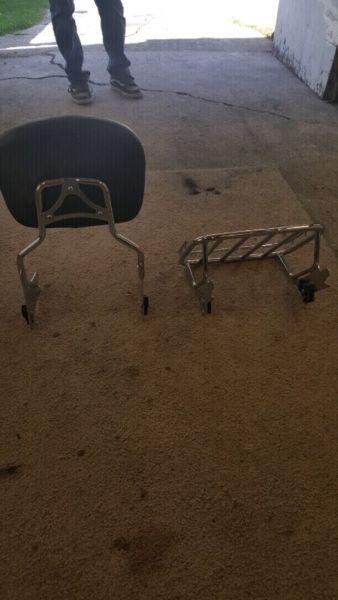 Selling back rest and luggage rack for road king