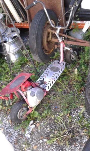Gas scooter for parts or repair