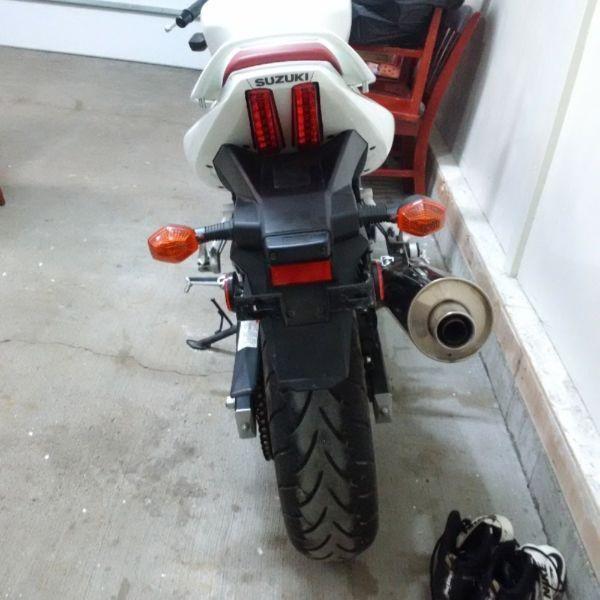 2008 suzuki sv 650 only 5800kms!! *mint*