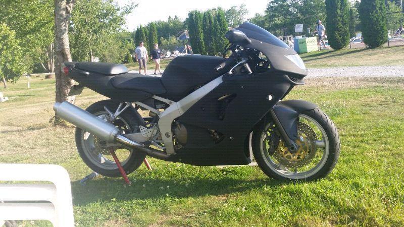 1998 zx6r for sale 1800