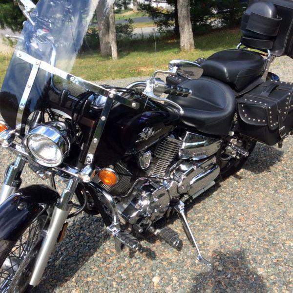 Yamaha 1100cc V Star Custom for sale;no swaps or trades,please