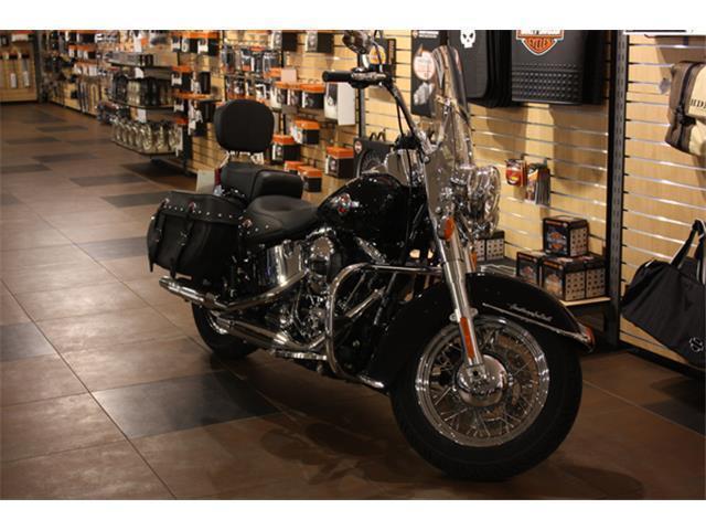 2016 Harley-Davidson® 2016 FLSTC ST-Heritage Softail® Classic