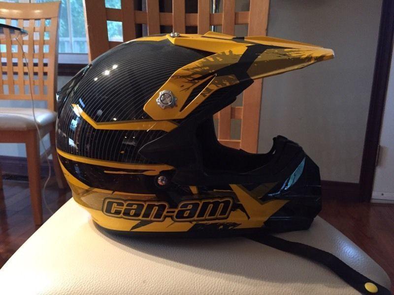 Can am helmet size med