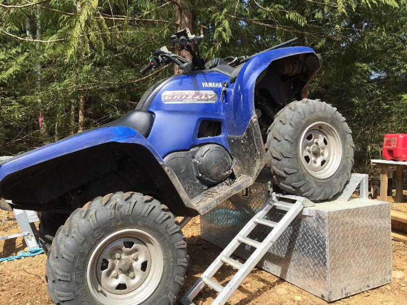 ATV drive on toolbox for pickup