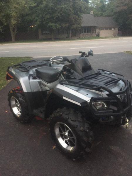 2011 CAN AM OUTLANDER 800R XTP 3500 KM