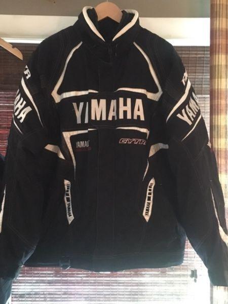 Fxr Yamaha jacket and pants (both xl)