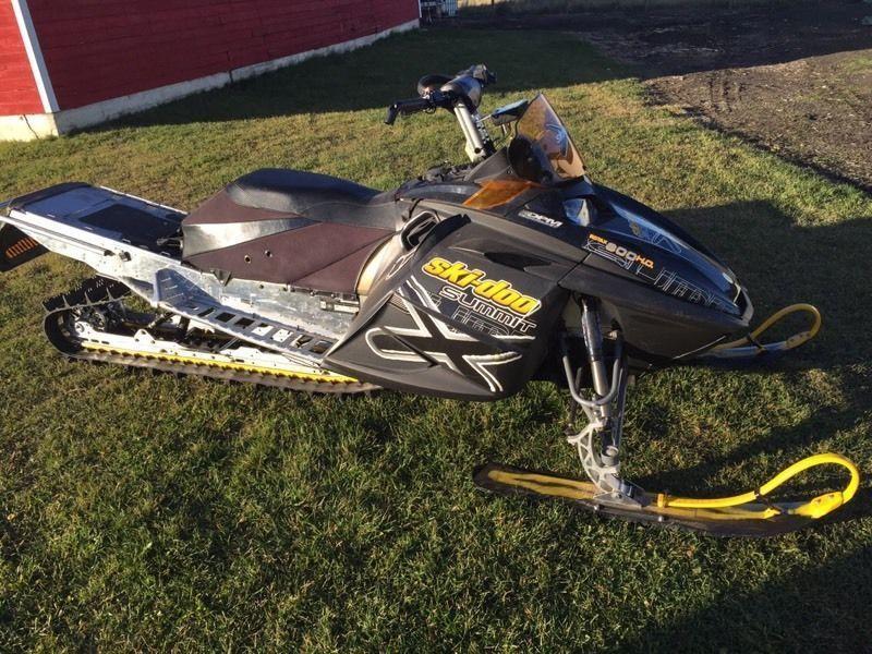 2005 Summit 800 FS or Trade