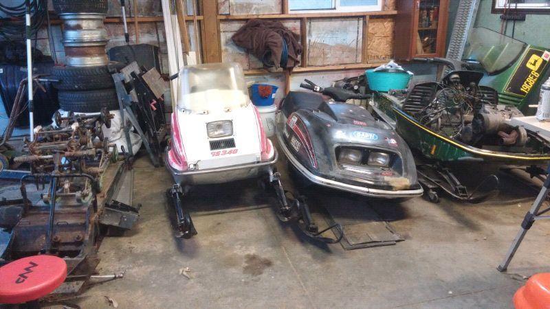 Old sleds wanted