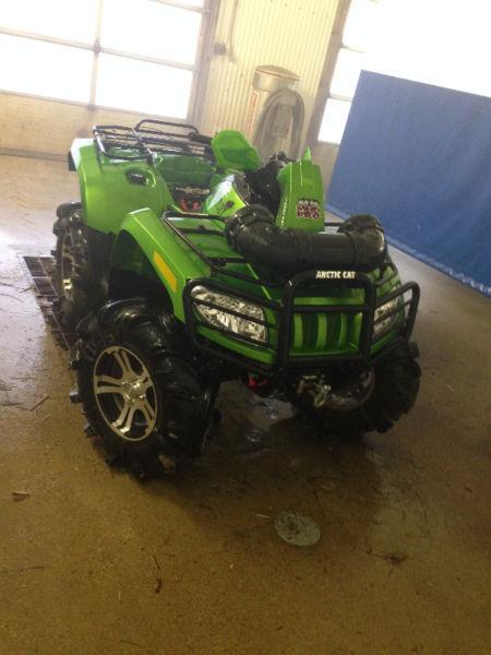 2010 Mud Pro 700 *snow plow/hand warmers* **Price Reduced**
