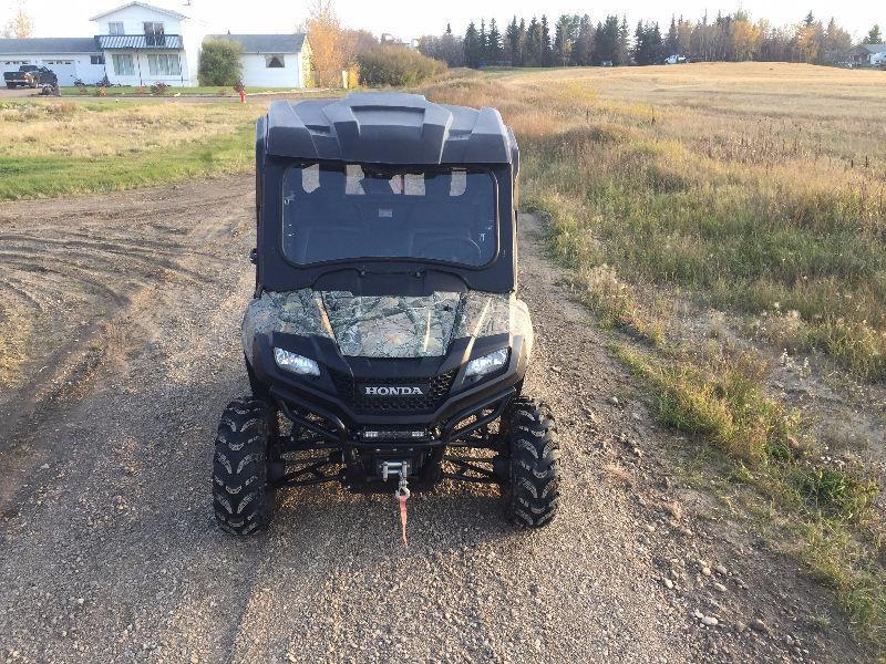 2014 Honda Pioneer 700 W/ Trailer